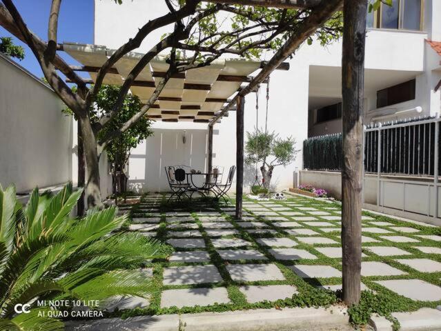 Travel Home بومبيي المظهر الخارجي الصورة